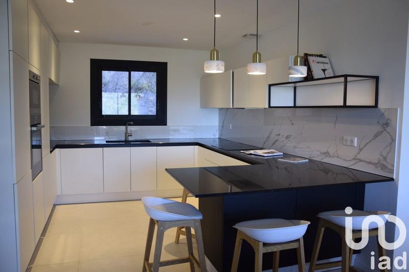 Maison - 120 m² - 4 pièces