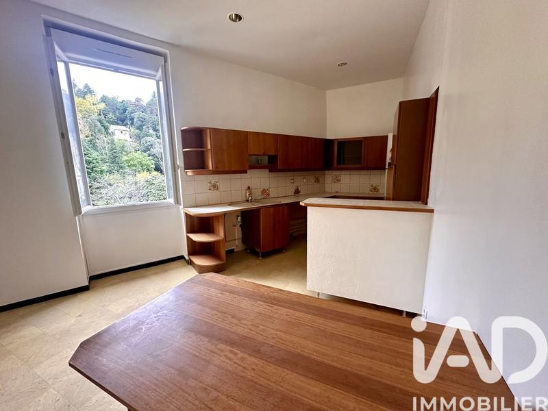 Appartement - 120 m² - 5 pièces