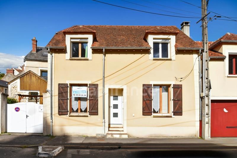 Maison de ville - 88 m² - 4 pièces