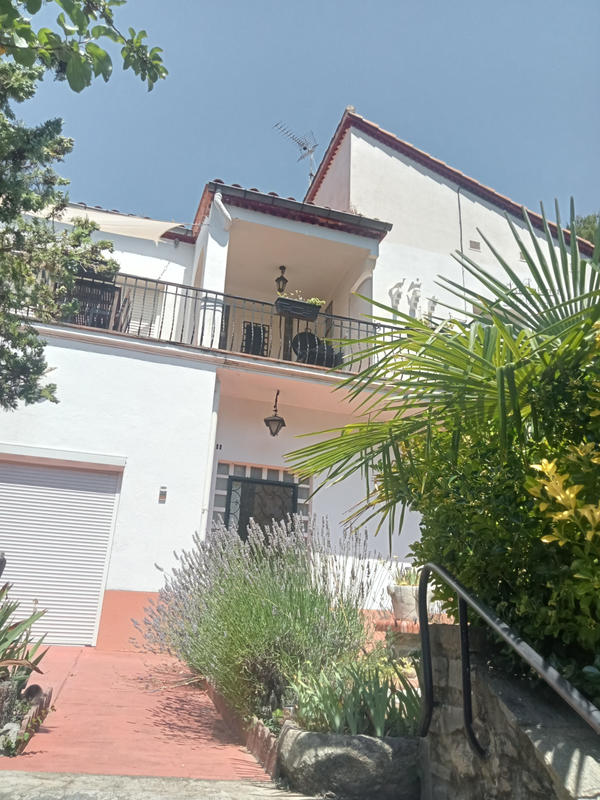 Maison - 205 m² - 8 pièces