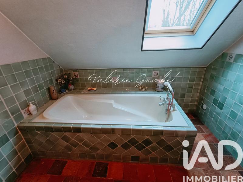 Maison - 115 m² - 6 pièces