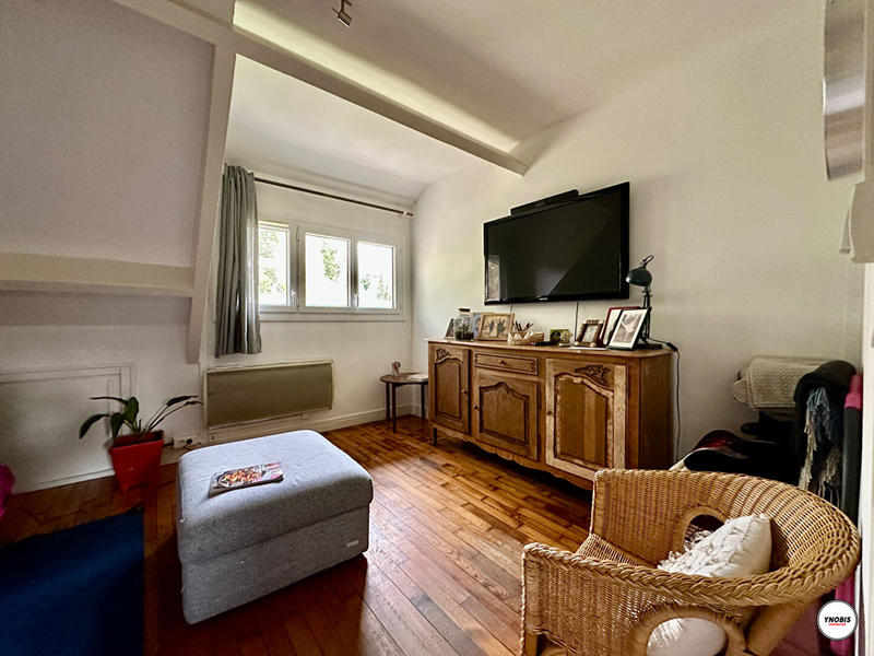 Maison - 284 m² - 12 pièces