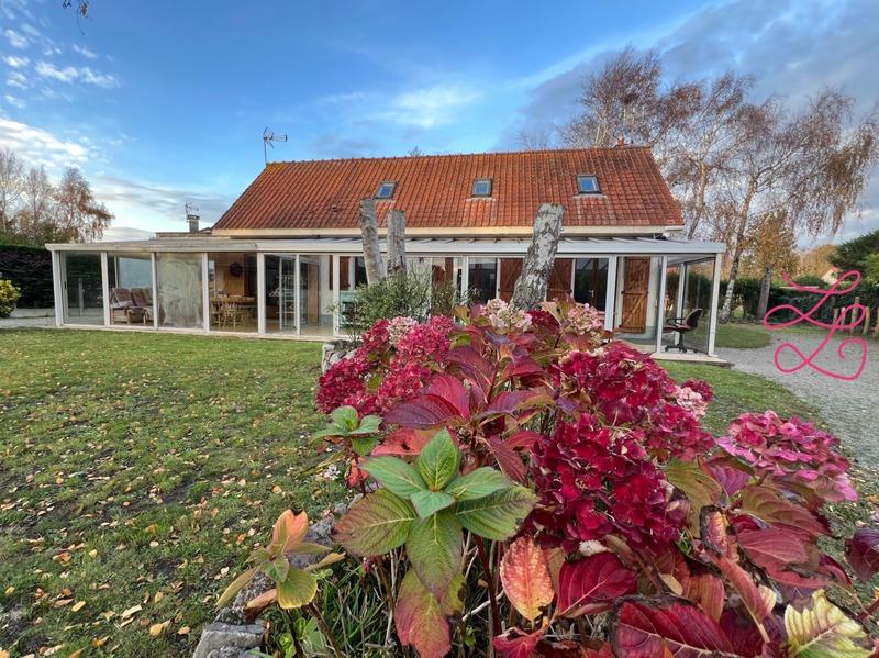 Maison - 185 m² - 9 pièces