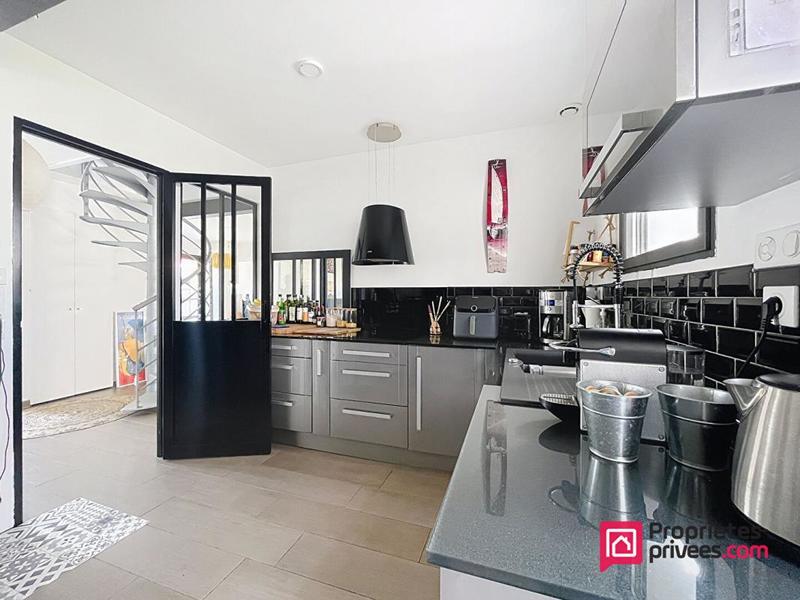 Maison - 113 m² - 7 pièces