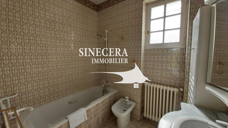 Maison - 170 m² - 5 pièces