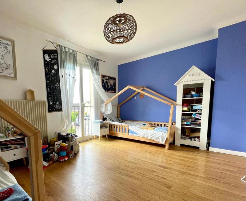 Pavillon - 120 m² - 6 pièces