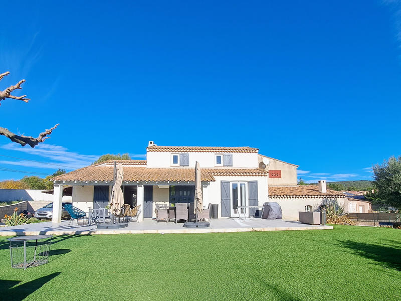 Maison - 140 m² - 4 pièces