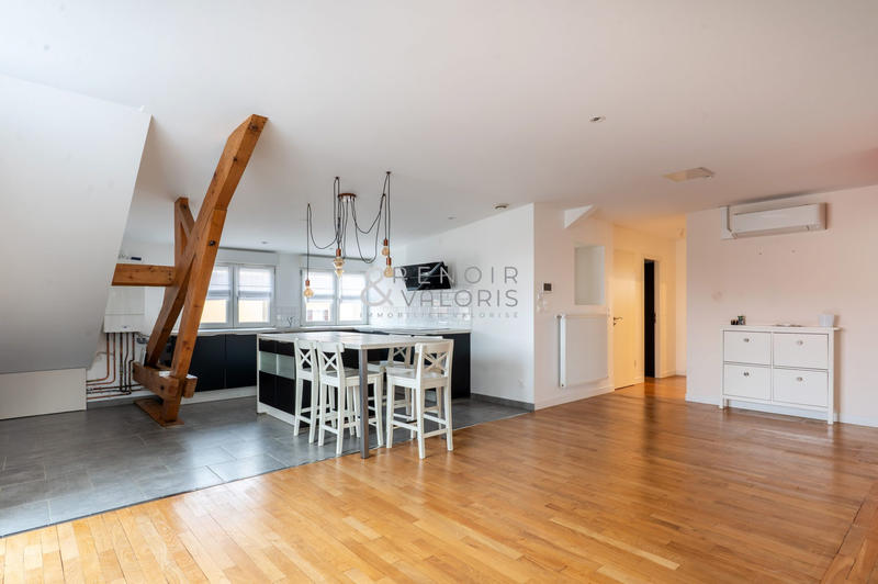 Appartement - 103 m² - 5 pièces