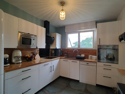 Maison - 139 m² - 8 pièces