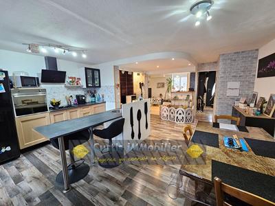 Maison - 82 m² - 4 pièces