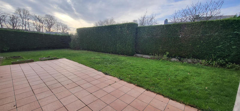 Maison - 96 m² - 5 pièces