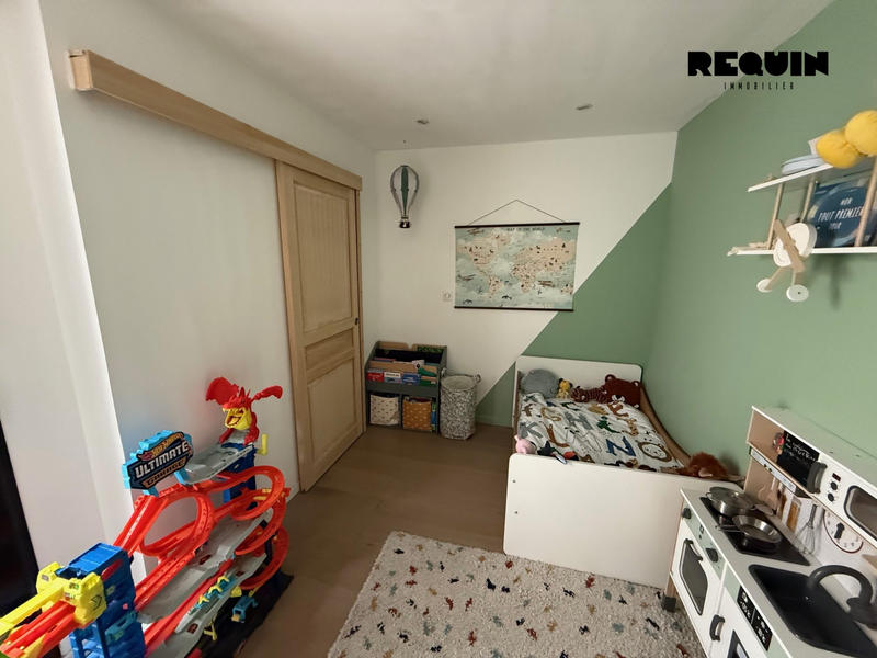 Maison - 102 m² - 6 pièces