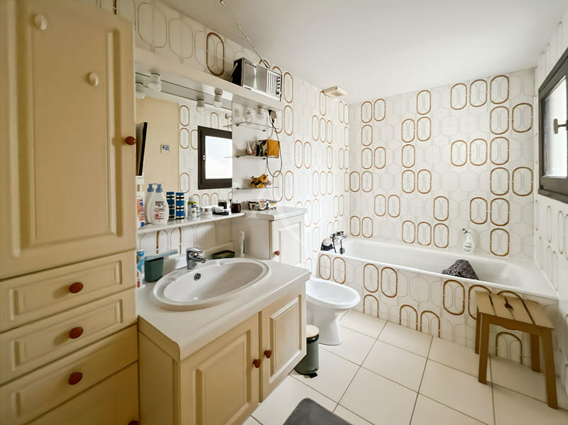 Maison - 138 m² - 6 pièces