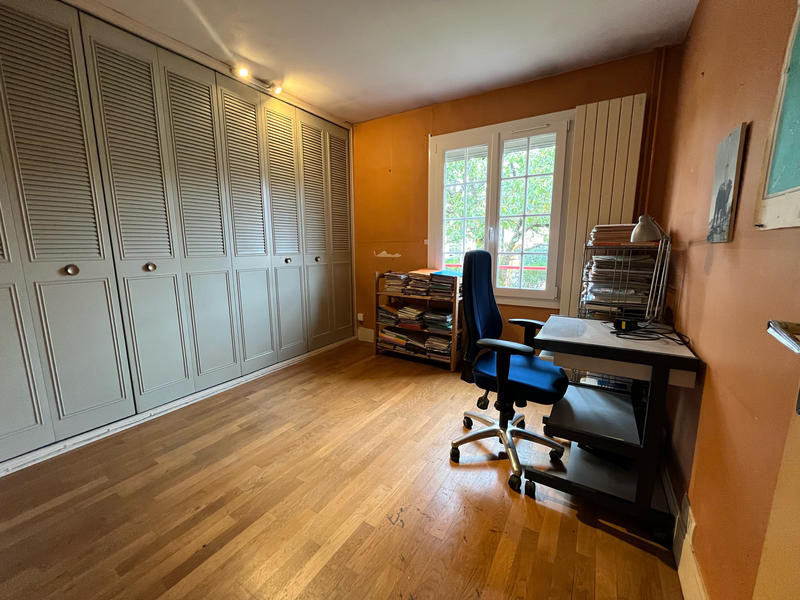 Maison - 162 m² - 9 pièces