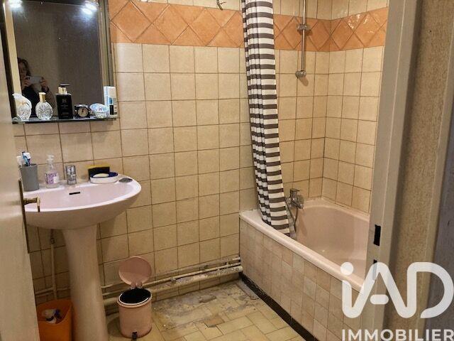 Appartement - 97 m² - 5 pièces