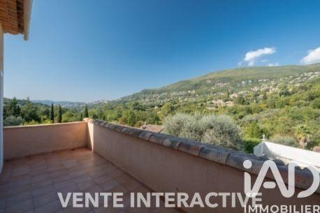 Maison - 240 m² - 5 pièces