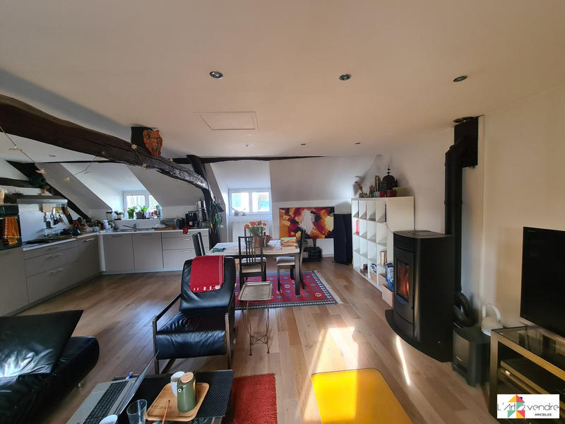 Appartement - 104 m² - 4 pièces