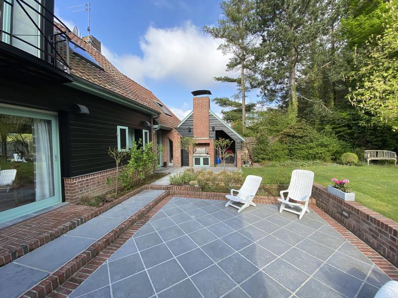 Maison - 206 m² - 8 pièces