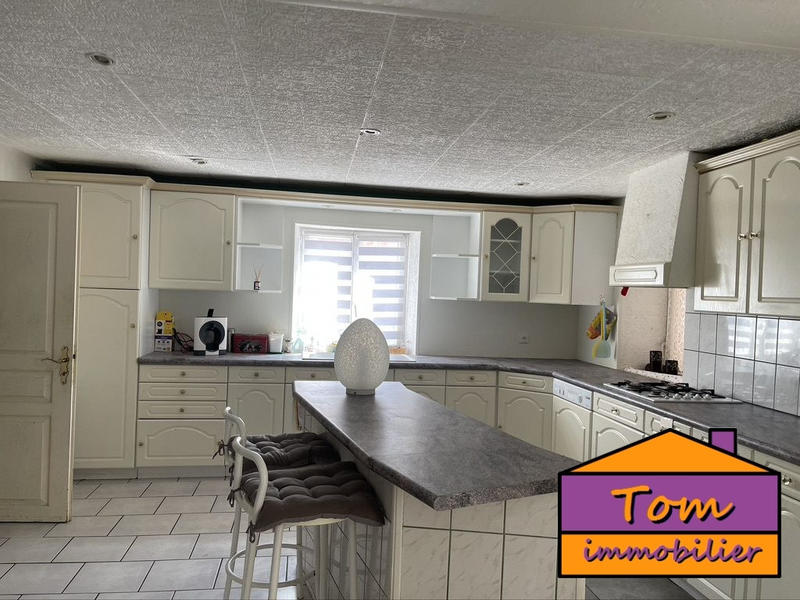 Maison - 158 m² - 6 pièces