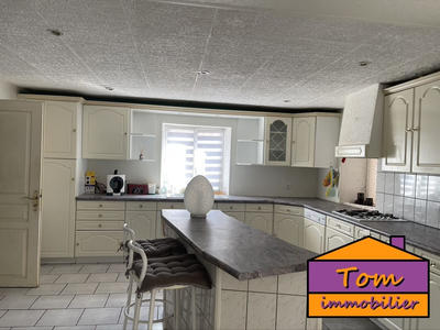 Maison - 158 m² - 6 pièces