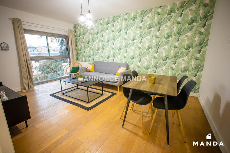 Chambre - 72 m² - 4 pièces