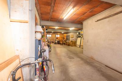 Maison - 196 m² - 9 pièces