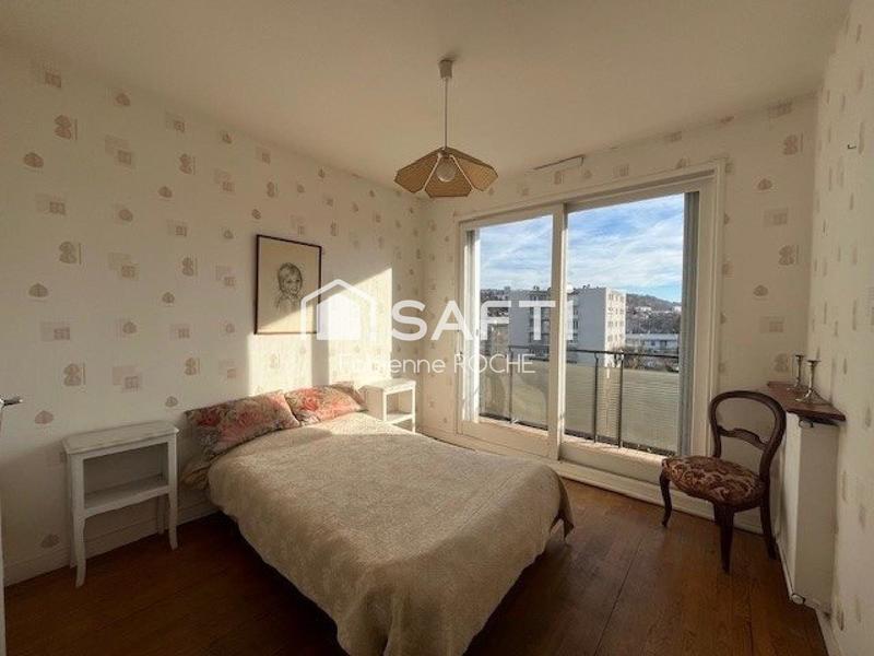 Appartement - 93 m² - 4 pièces