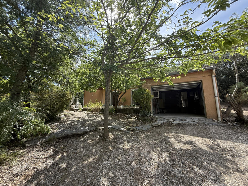 Maison - 104 m² - 4 pièces