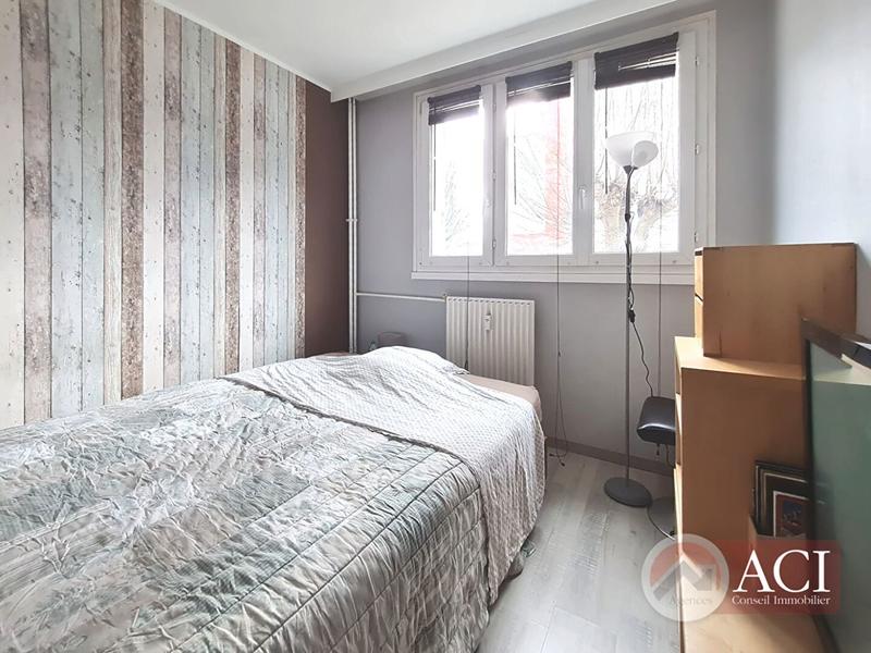 Appartement - 82 m² - 4 pièces