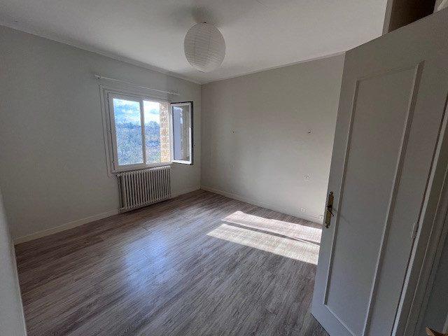 Maison traditionnelle - 175 m² - 6 pièces