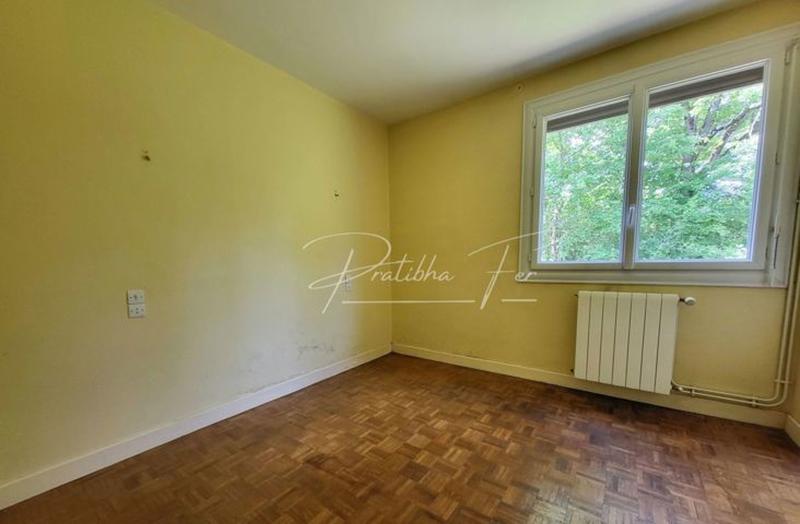 Maison - 85 m² - 5 pièces