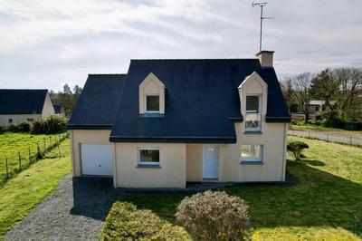 Maison - 106 m² - 5 pièces