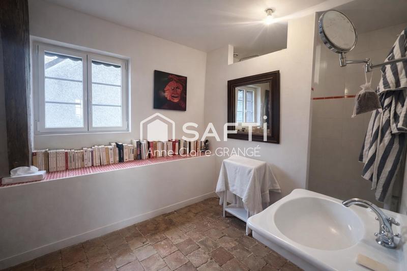 Maison - 185 m² - 6 pièces