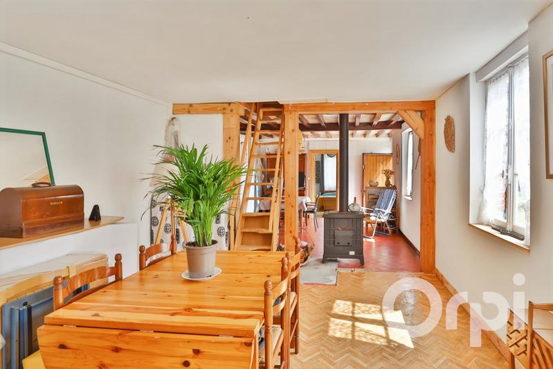 Maison - 102 m² - 4 pièces