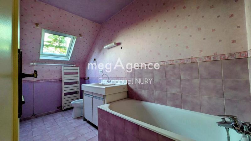 Maison - 178 m² - 8 pièces