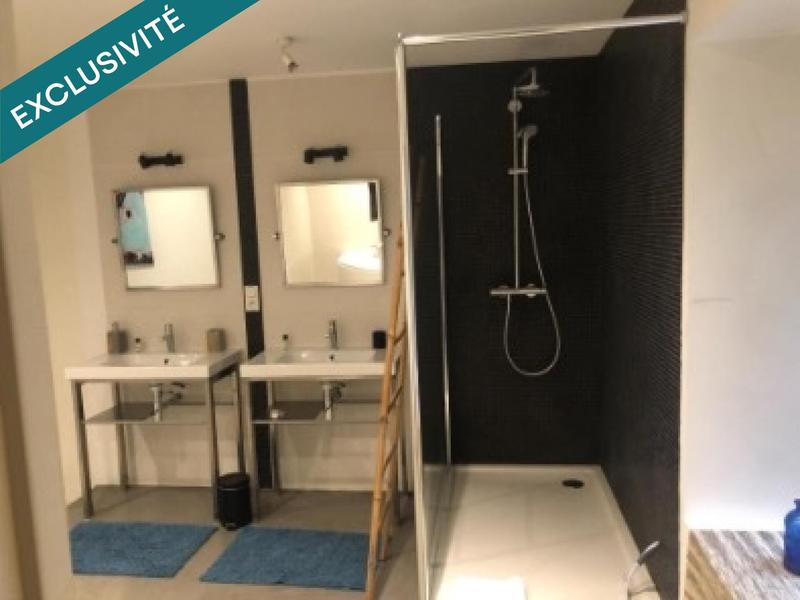 Appartement - 167 m² - 6 pièces