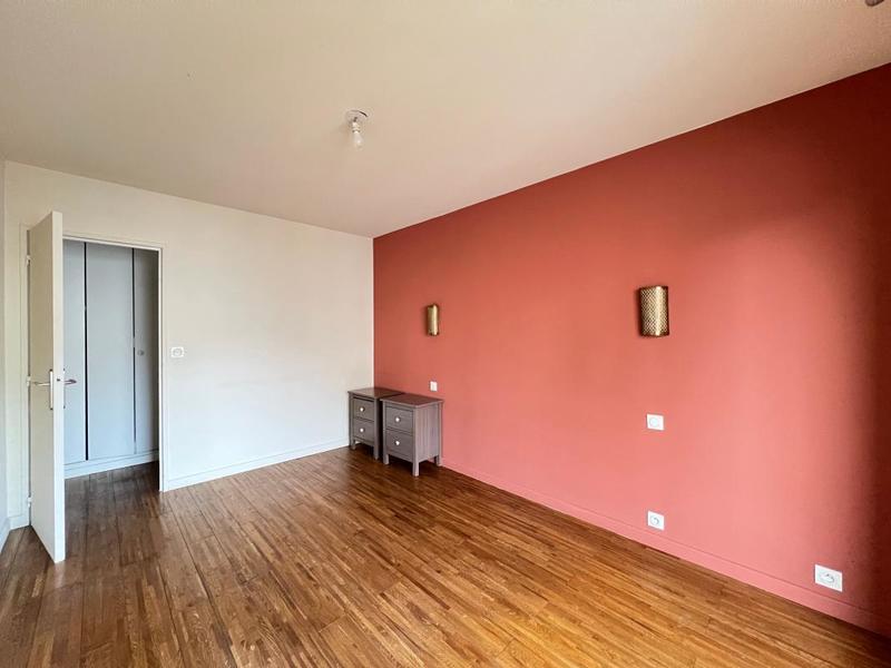 Appartement - 97 m² - 3 pièces