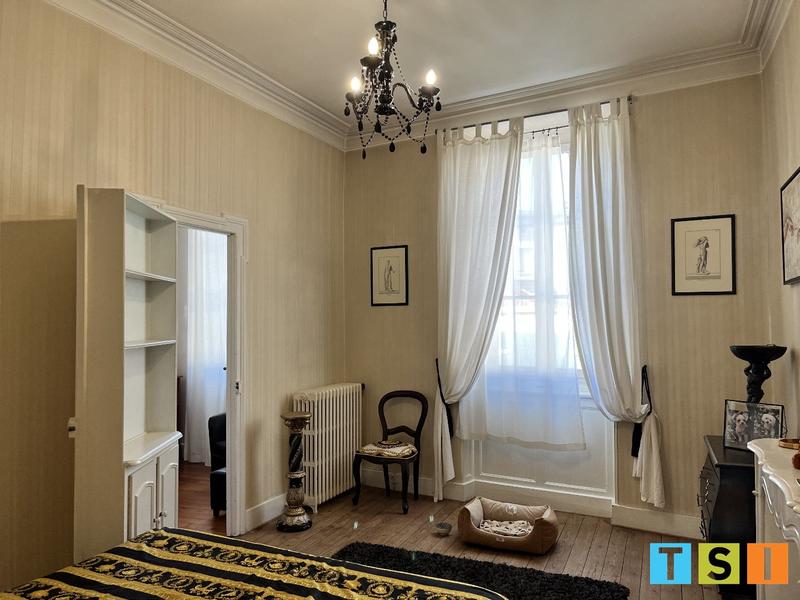 Maison bourgeoise - 295 m² - 12 pièces