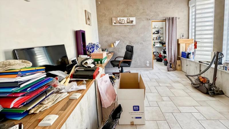 Maison - 256 m² - 8 pièces