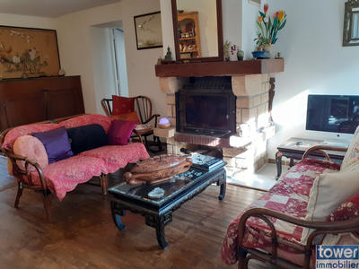 Maison - 105 m² - 6 pièces