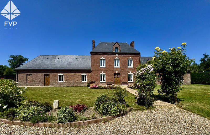 Propriété - 166 m² - 6 pièces