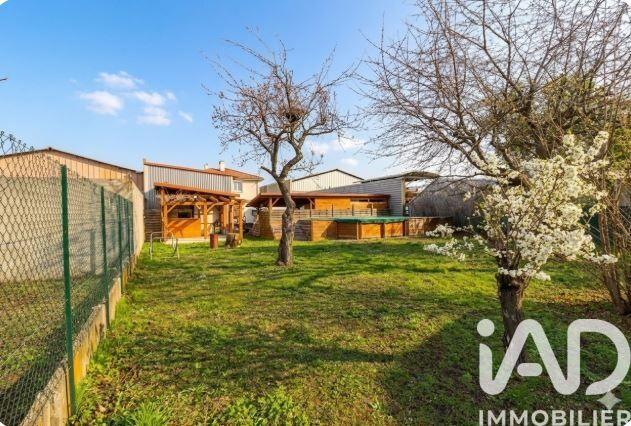 Maison - 160 m² - 10 pièces