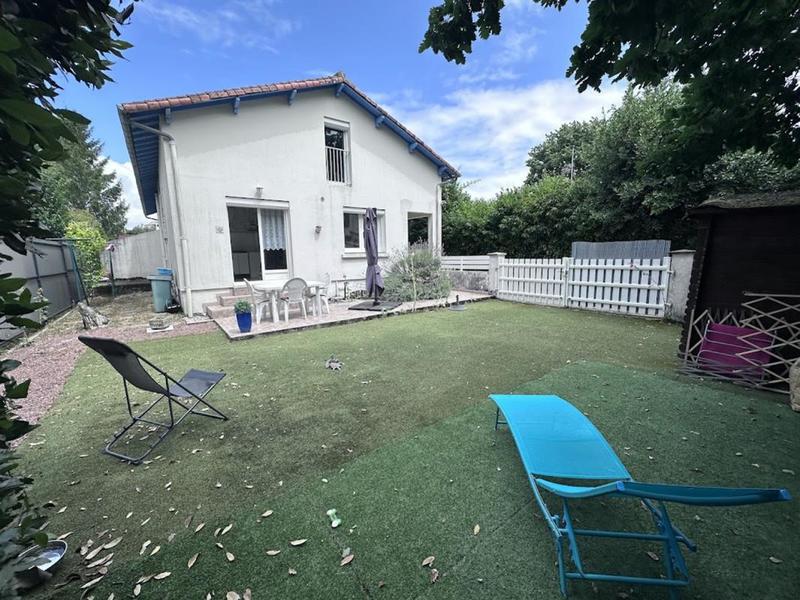 Maison - 64 m² - 3 pièces