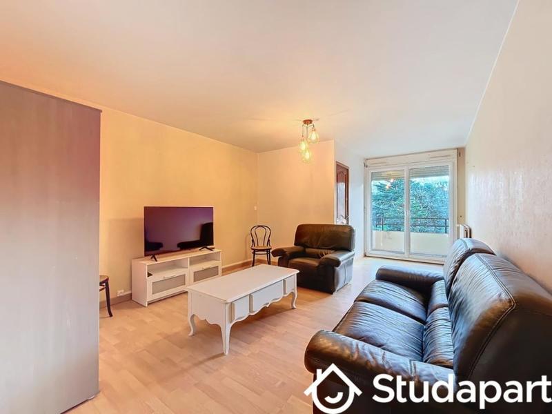 Chambre - 14 m² - 1 pièce