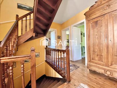 Maison de maîtres - 153 m² - 8 pièces