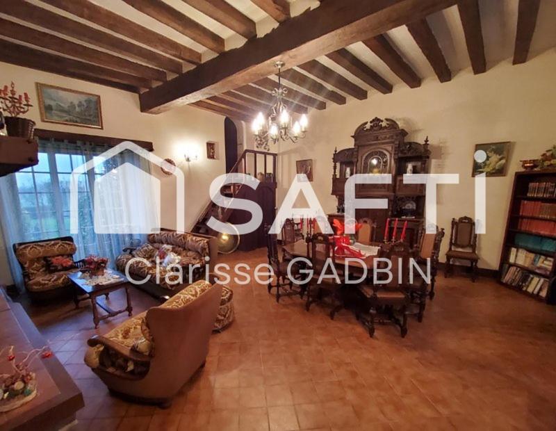 Propriété - 220 m² - 12 pièces