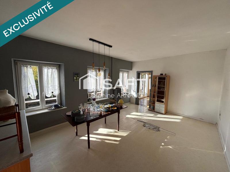 Maison - 186 m² - 9 pièces