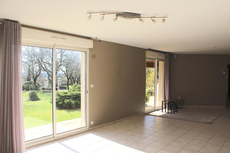 Maison - 215 m² - 6 pièces
