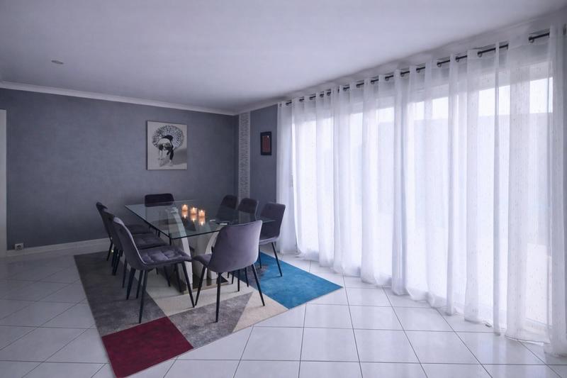 Maison - 150 m² - 6 pièces
