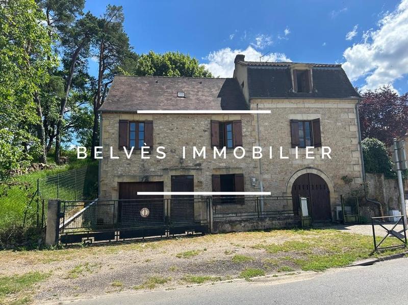 Maison - 140 m² - 8 pièces